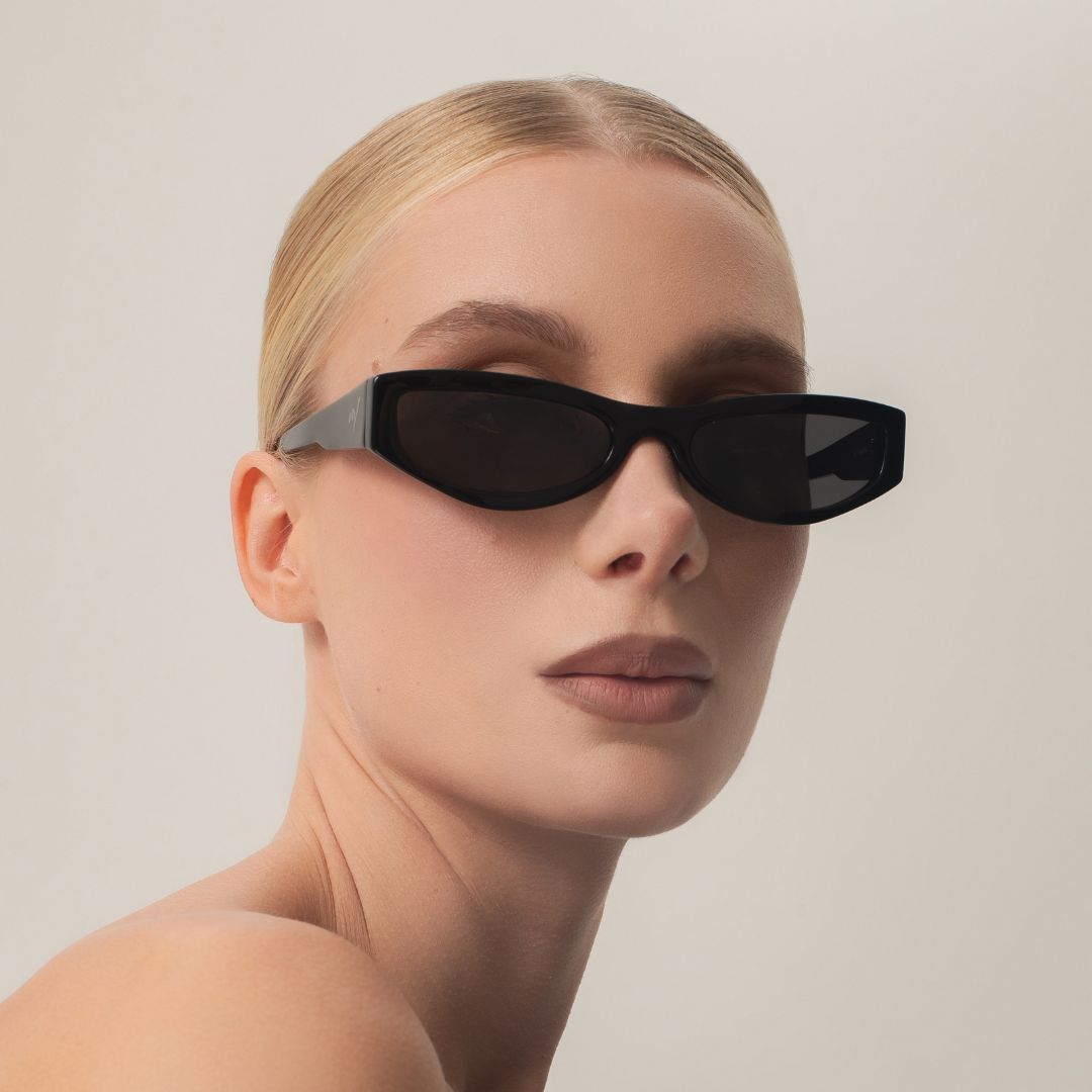 The Contour - Cat Eye