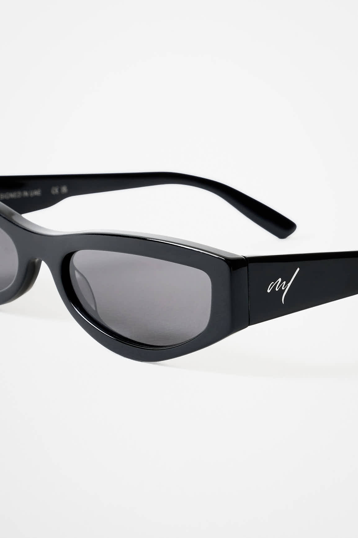 The Contour - Cat Eye